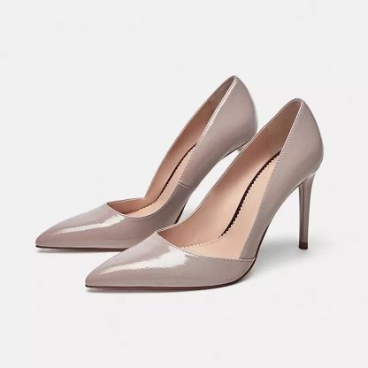 The Ferago V Side Cut Pumps - Image 4