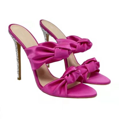The Ferago Wren Mules - Image 3
