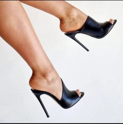 The Ferago Elle Mules